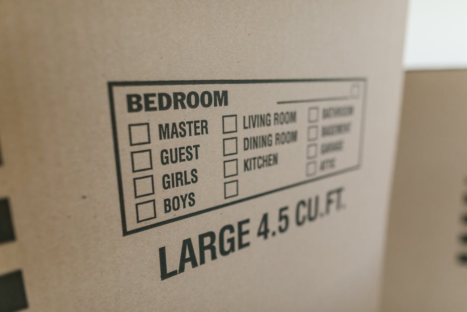 Moving box with bedroom label signifying home loan services